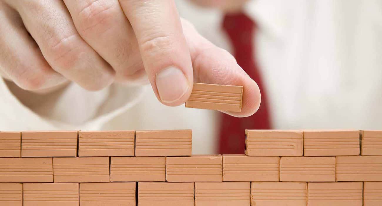 What Can a Party Wall Delay Actually Cost a Project Horndean?